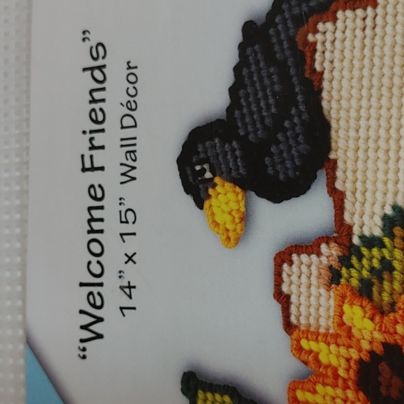 NEW Welcome Friends Wall decor kit - Picture 3 of 7